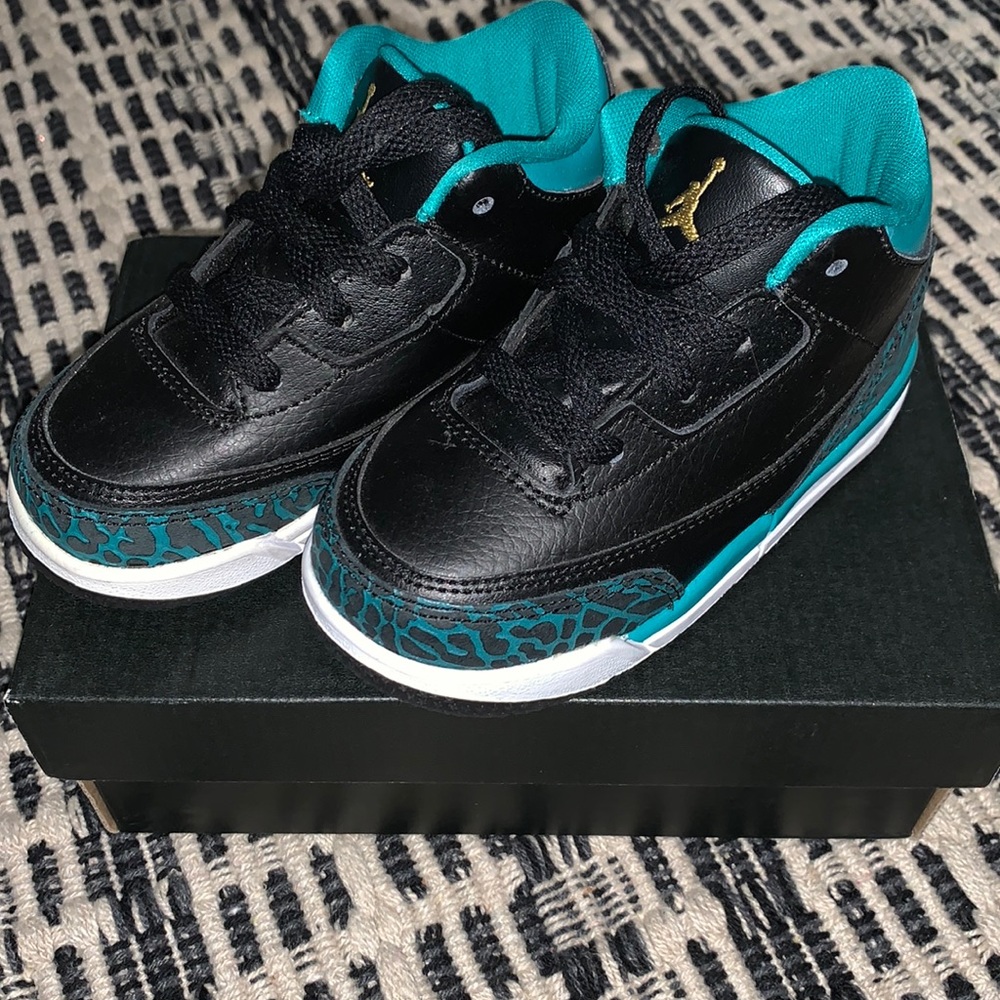 Jordan 3 Retro GT 7C made in Indonesia